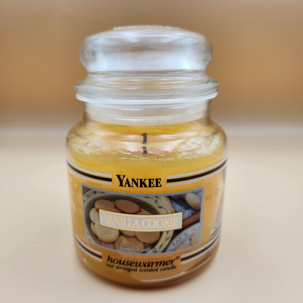 Yankee Candle Black Band Vanilla Cookie Retired 14.5oz Lidded Jar Older Version